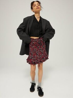 LES COYOTES DE PARIS Girls Red Floral Skirt Size 10 NWT